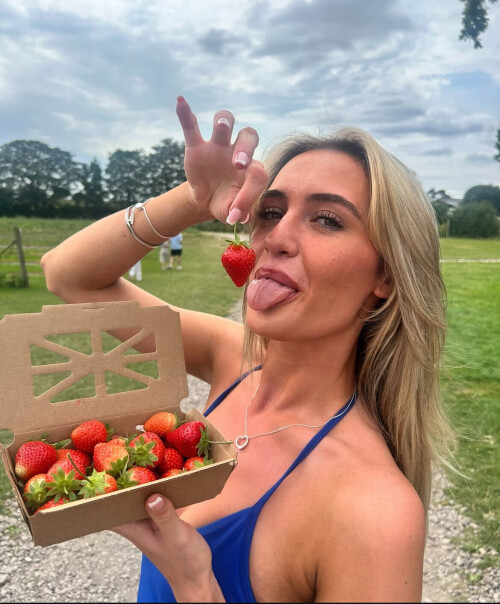 IMG 75093bc6ba6a49b9e8ee