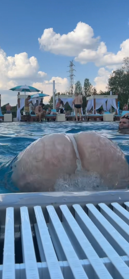 IMG_75786563baecc8233888