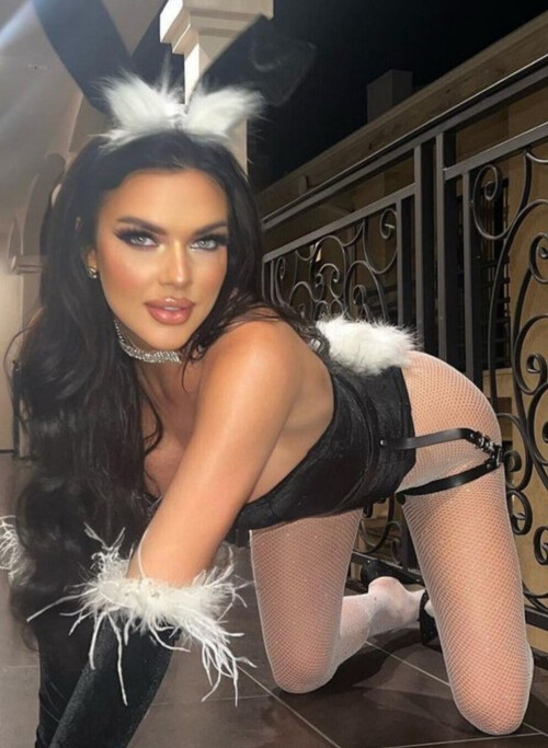 IMG 77243aea2bfb47db7705