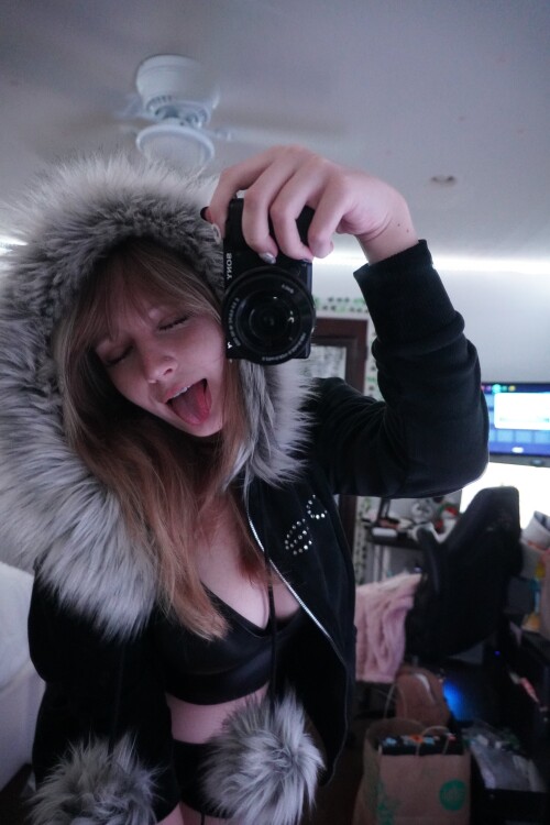 IMG 77500b6b27bbf083222a