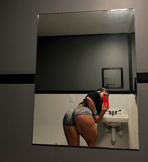 IMG 777516c49e27eb6b8371