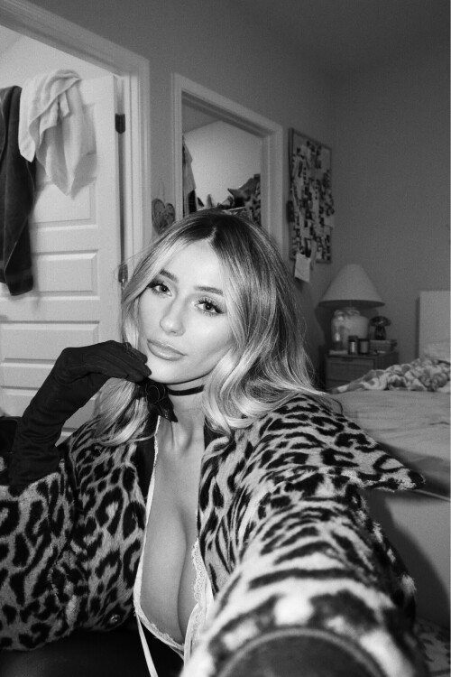 Processed with VSCO with b3 preset