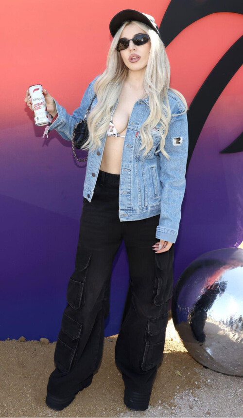 IMG 8122b49490e470c2562a