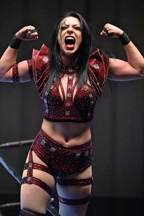 IMG 821125a59f847306e784