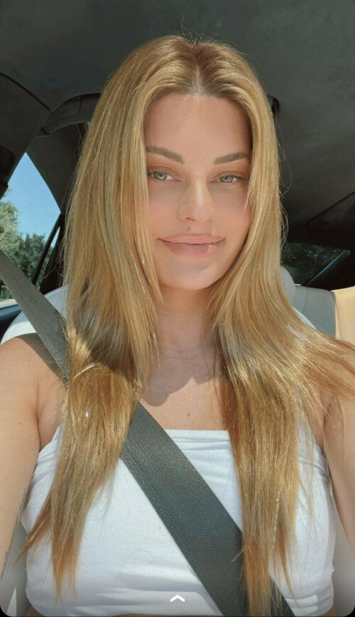 IMG 82556c965e8eb1fe8258