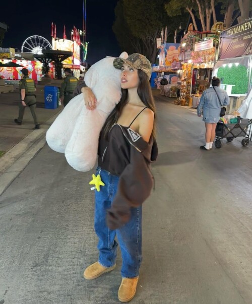 IMG 837556d7335a9f7cfe8a