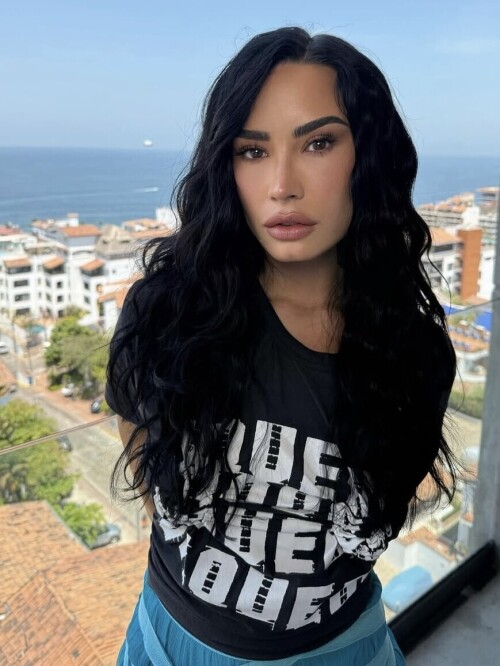 IMG 884204e7fbf38ddb768b