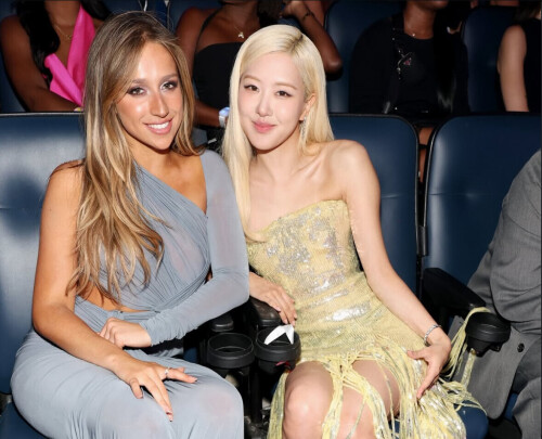 IMG 890911822d7fdfc7b2a6