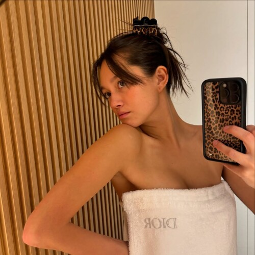 IMG 9006f7652bd9a8621b5b