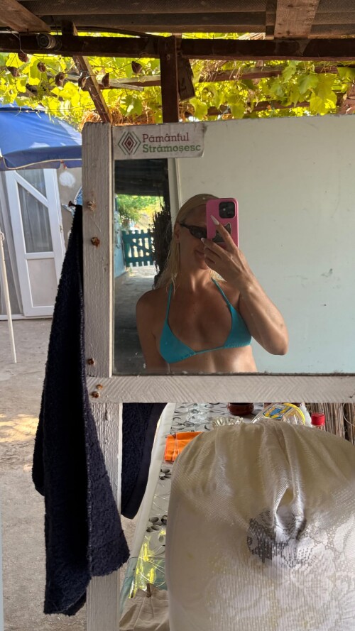 IMG 900725641f27fad27d37