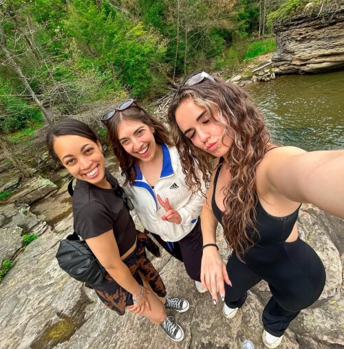 IMG 905514bc7483b409a881