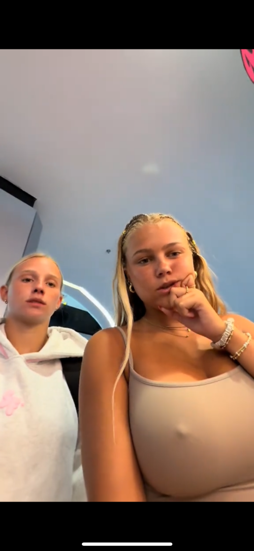 IMG_92290198c4b5d5f44dc1