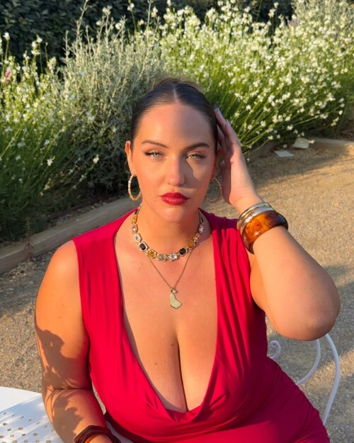 IMG 927380213a38c1f90a55