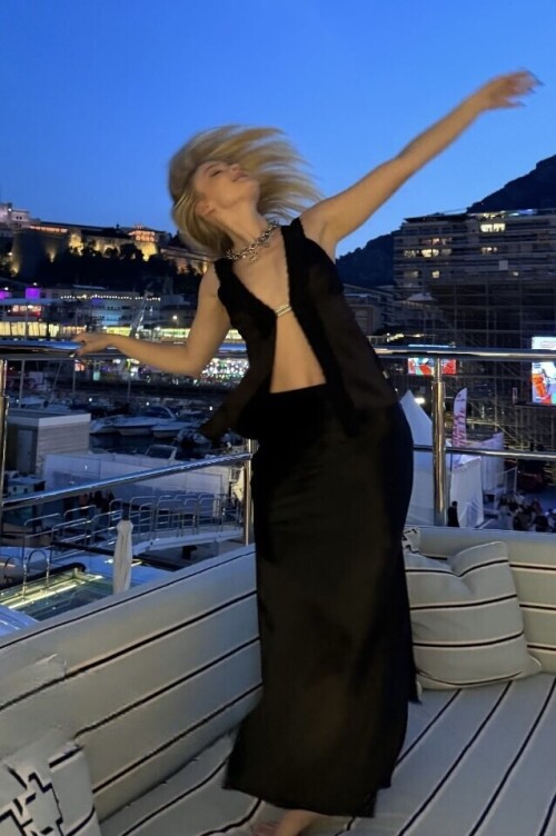 IMG 928107041bb835b71c79