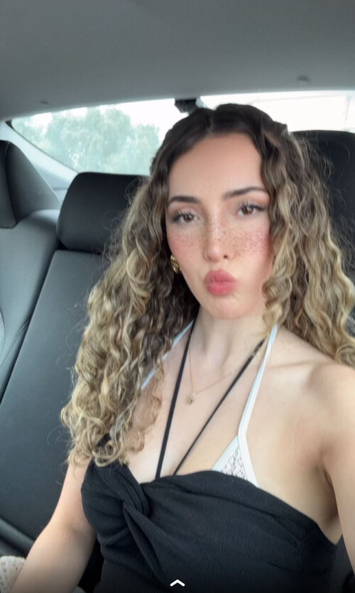 IMG 94300320038f3cb2822e