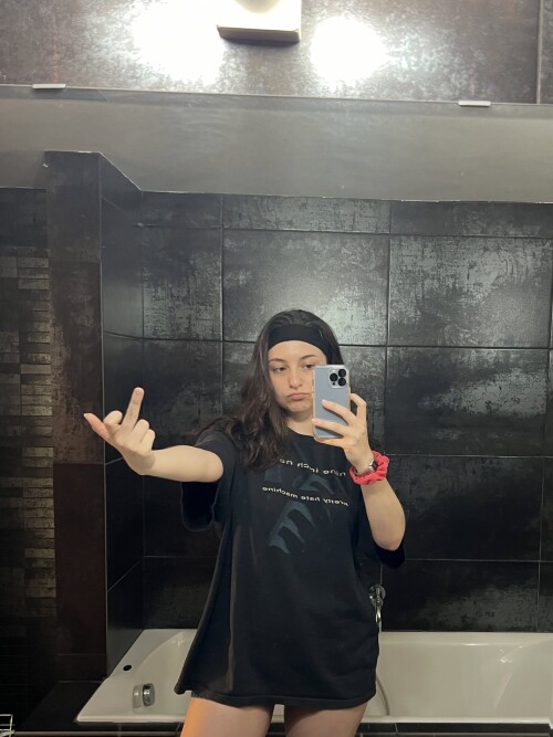 IMG 958056d4a05f9a70072c