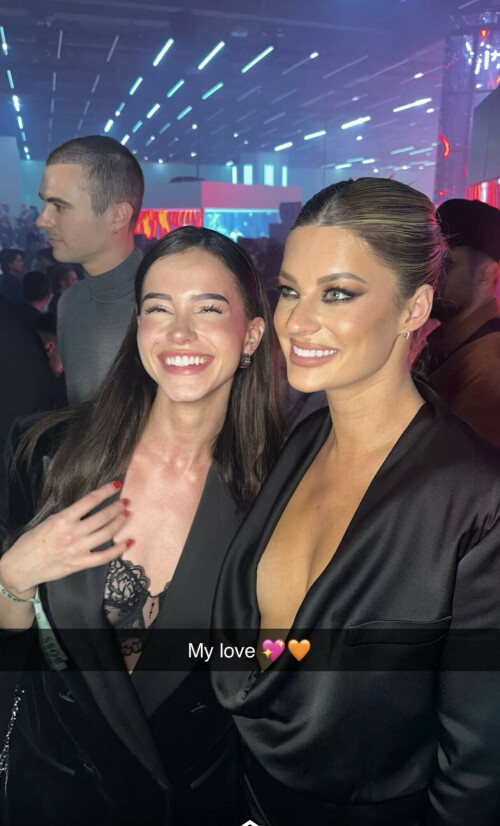 IMG 9585abde5c0dedb0a424