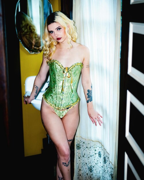 IMG 96819f811af444a29aaa