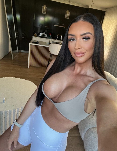 IMG 9772d1718726805dbe48