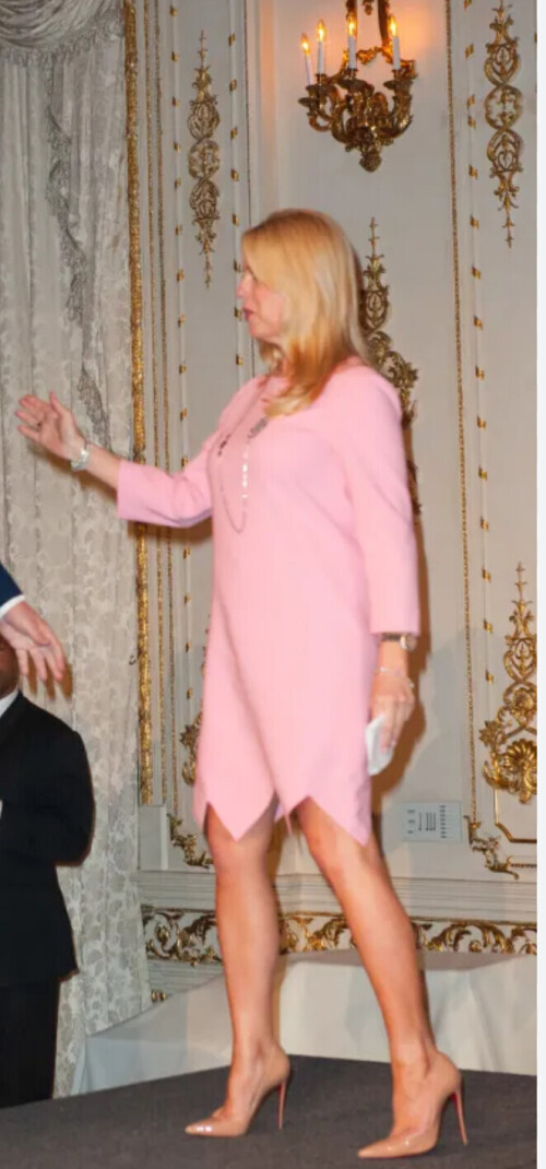 IMG 97924972f278db931f90