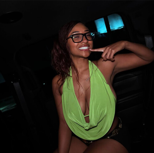 IMG 9898644993309ad8000f