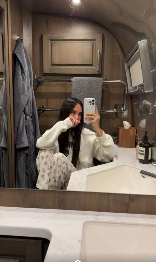 IMG 99056fff80989f45e187