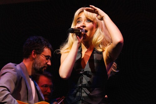 Mandatory Credit: Photo by Sachyn Mital/Shutterstock (15013443m)Sabrina CarpenterThe Ally Coalition 10th Annual Talent Show, NYU Skirball Theatre, New York, New York, USA - 17 Dec 2024