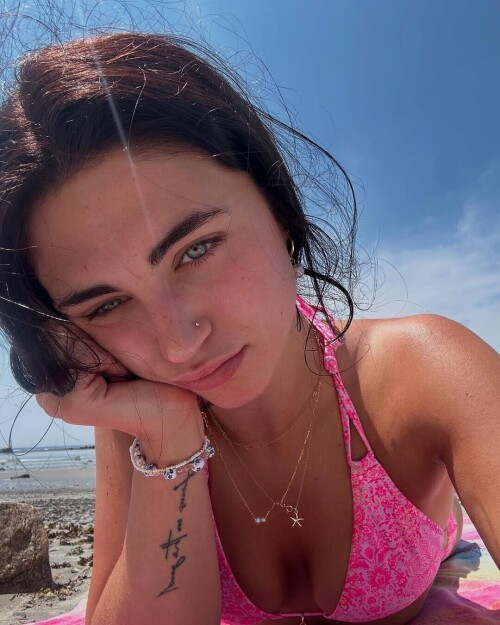 IMG 99523bfc60b57a46f8f8