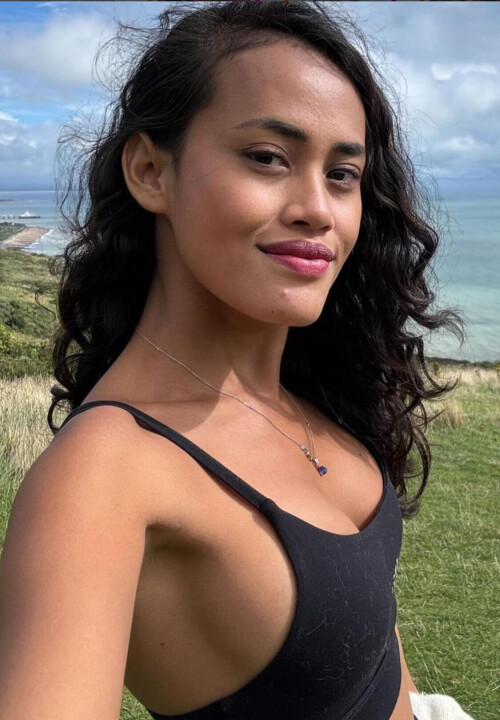 IMG E6536472d4e3d1adc9561