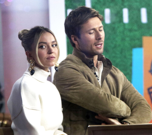 Celebrities on the 'Today' Show to talk about new movie 'Anyone But You'.Featuring: Sydney Sweeney, Glen PowellWhere: New York, New York, United StatesWhen: 11 Dec 2023Credit: Roger Wong/INSTARimages