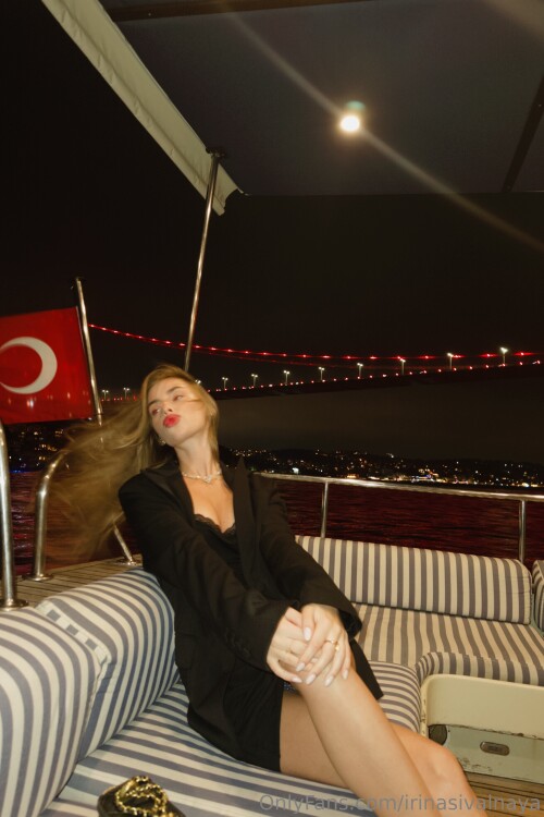 IRINA S 1770568683e4564d4d