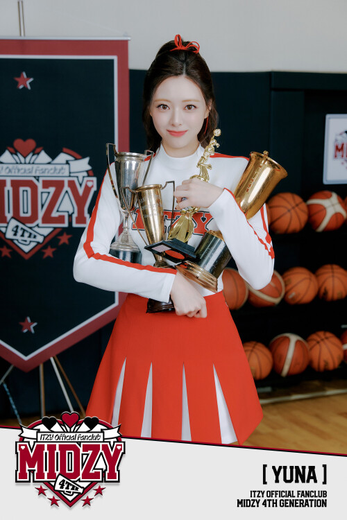 ITZY OFFICIAL FANCLUB MIDZY 4TH GENERATION YUNA 3764bb506c470a46e