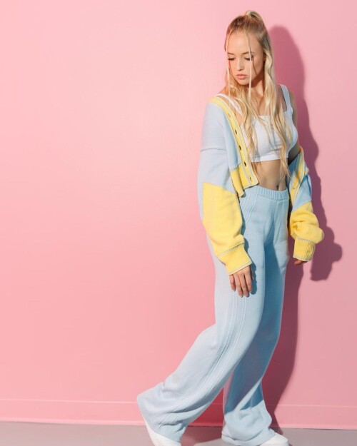 Image 8396505489edc1afd68