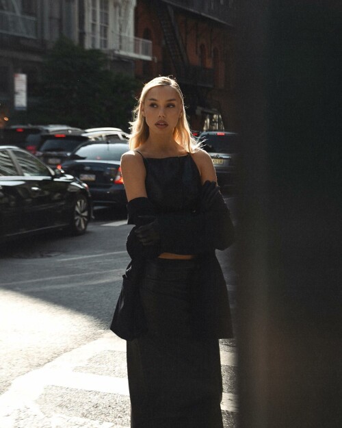 Ins18284383152 3ddc3c7a0c3a4560aad9d70db870103e 358410000 1306300306655437 471641648971140848 neb464