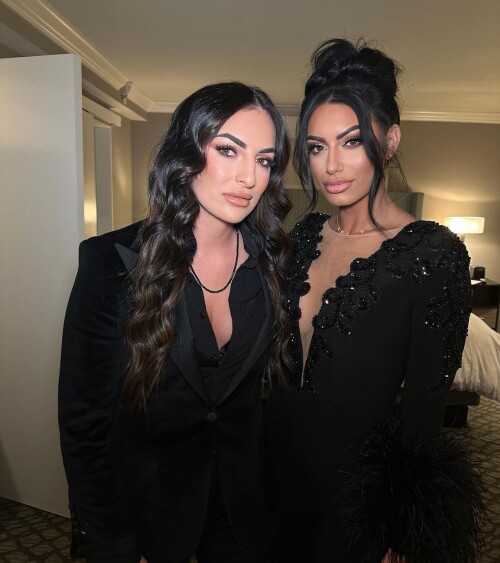 Ins 48411617287eb4aeb56c73f96