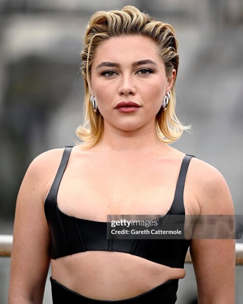 Ins 90542645954e57bdbb261c154