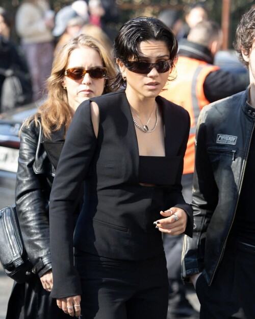 Ins 144747953996ec539402eff27c