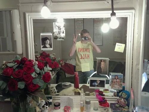 Ins 1928720944851376ebeedc53da