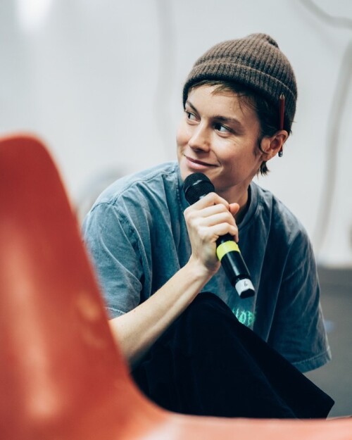 Ins 2081041838520d43726dc0499e