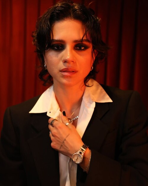 Ins 40080389066b226d1e90c8a3