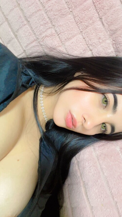 InstaStoryF82179dd557d3b2b04a2cc61e6e7377ad