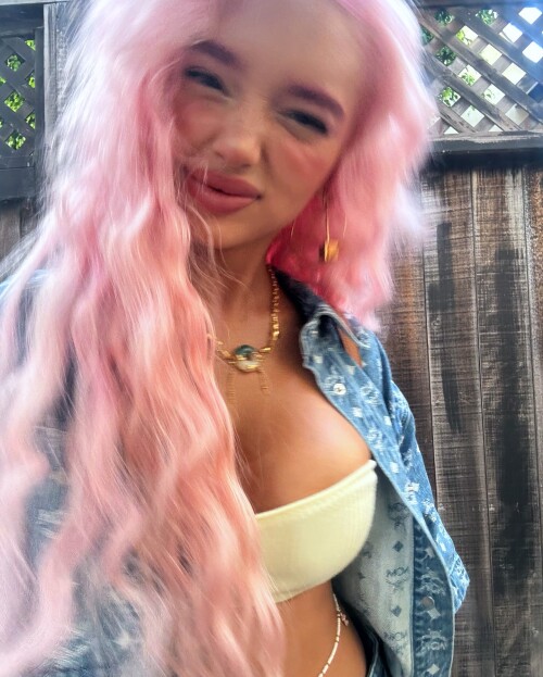 Instagram 37064627708360599058bc6ba6539ac4d4b