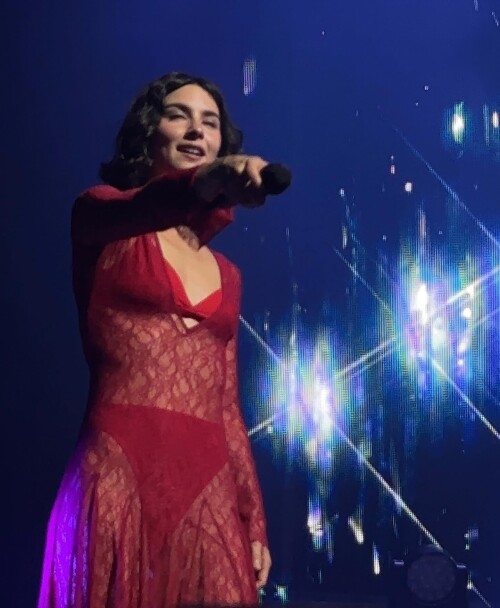 Instagram 3708933057039679607fbf63f73c4b81040