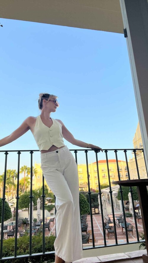 Instagram eefjah stories 34585420055425803841d2af3aef0ddeb4e