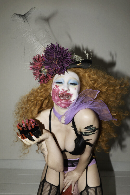 Interview Issue 556 September 2024 Chappell Roan 10 HR scaledef98510d217af8ad