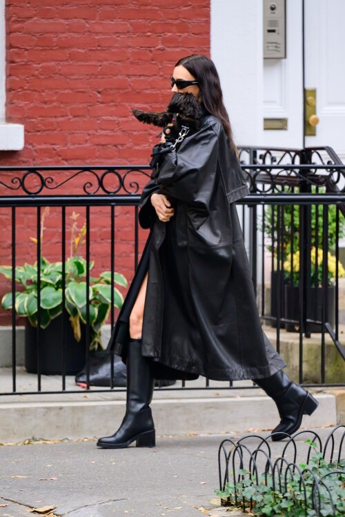 Irina Shayk Out in New York 11 20 2024 8 3c4017b7140fb1ed