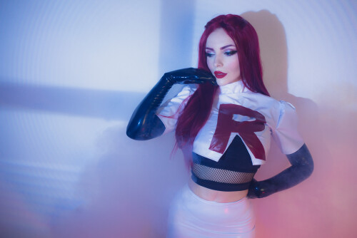 J 23ec449f2fe78b3fdd