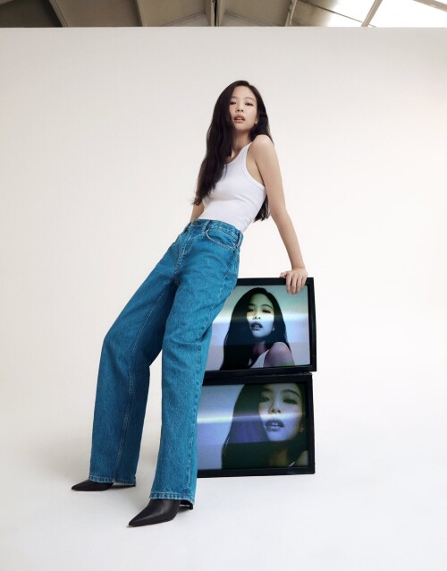 JENNIE x Calvin Klein Spring 2024 39e01e4420c614812