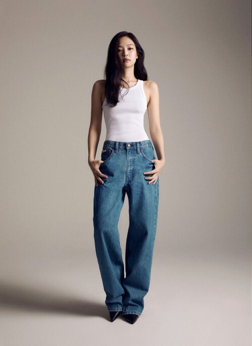 JENNIE x Calvin Klein Spring 2024 9504c83e356dca267