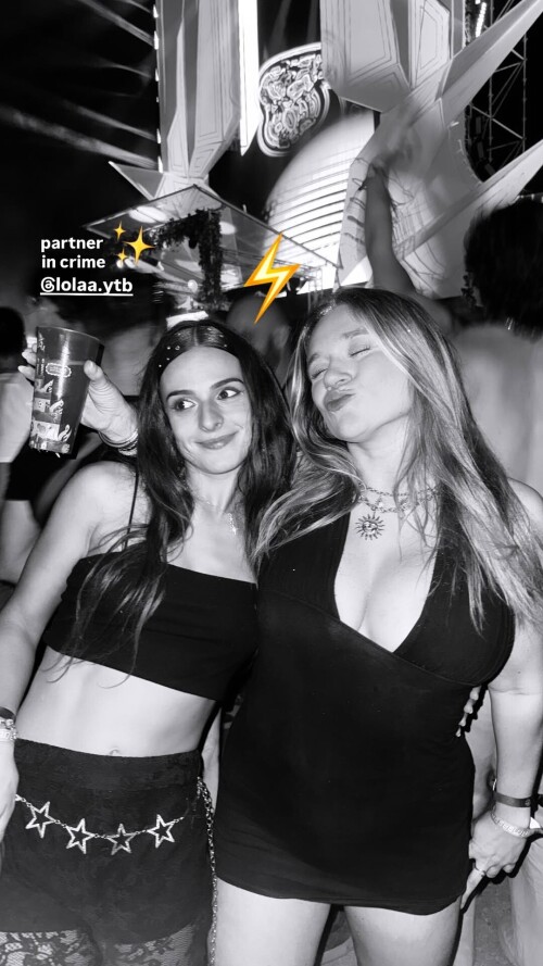 JI 1493bf5e07c817bd90